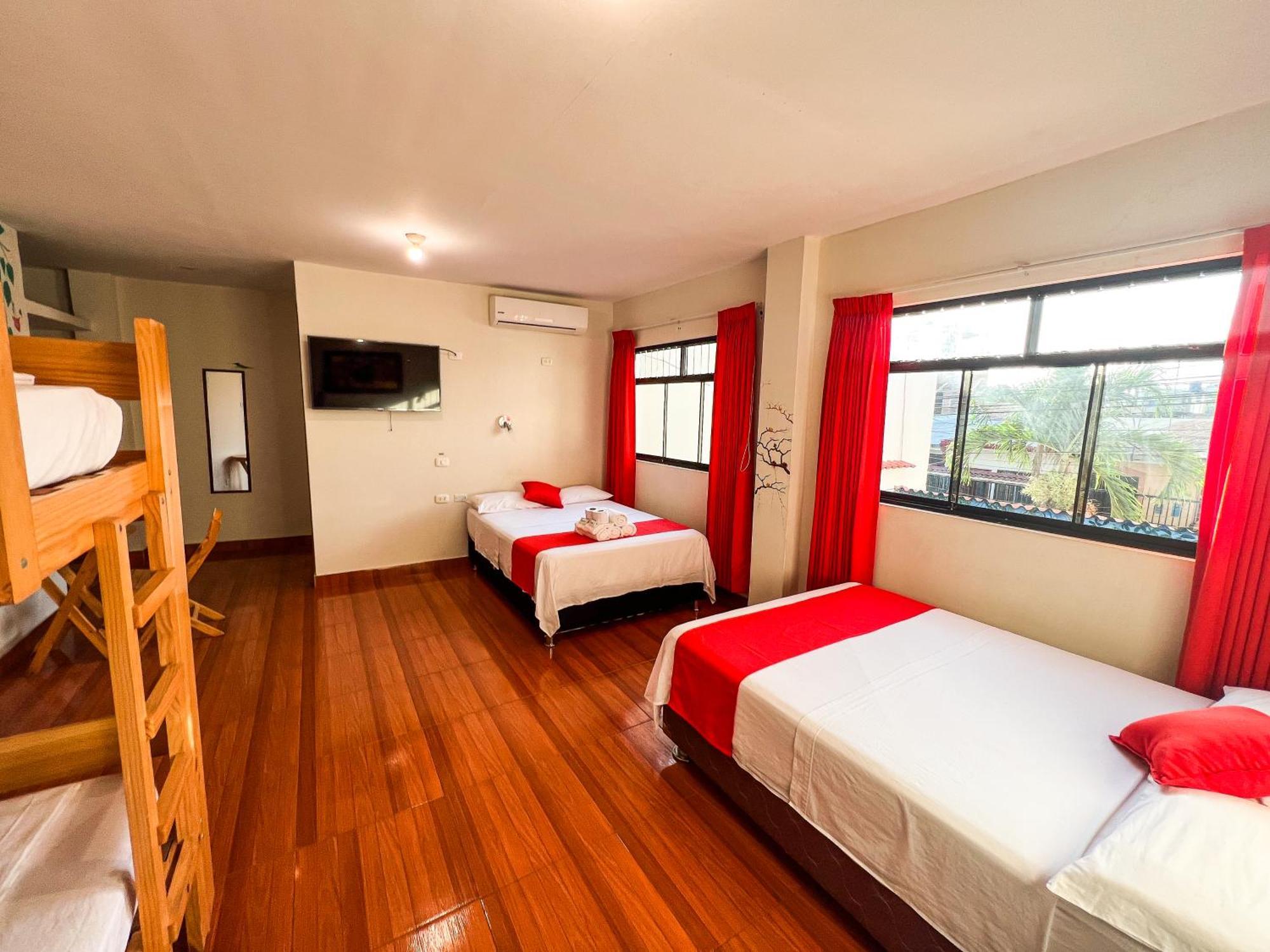 Residencial Marina House 3*