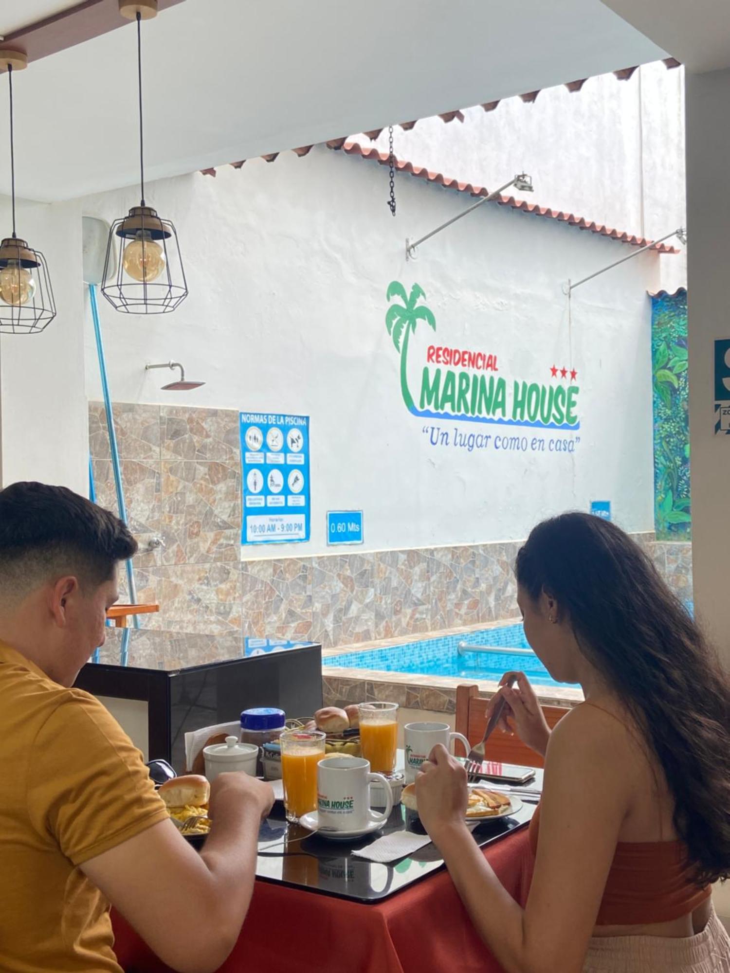 Residencial Marina House Affittacamere